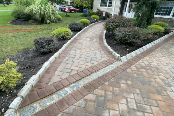 Interlock Paver Driveway Installers (2)